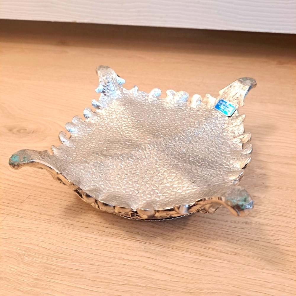 Vintage Textured Silver Unique Quality ‎ Novelty Dish Plate Decoration